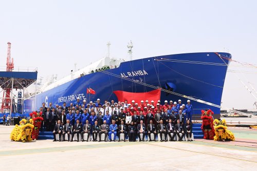 Китайская верфь Jiangnan Shipyard передала заказчику новый СПГ-танкер