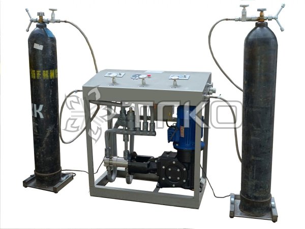 Станция углекислотнозарядная АГТ 24А-2 - 1